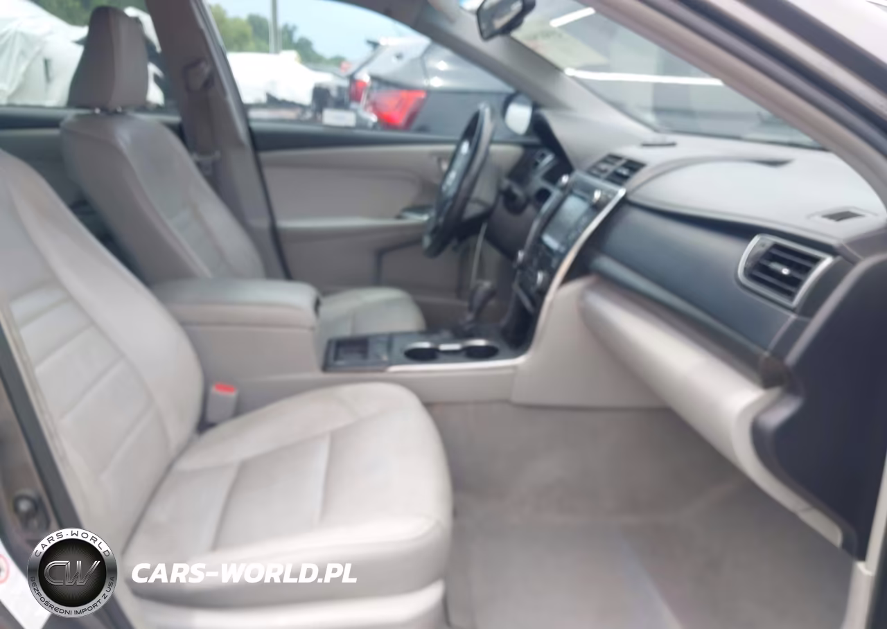 2016 Toyota Camry Hybrid Xle VIN:4T1BD1FK9GU180606 - 5
