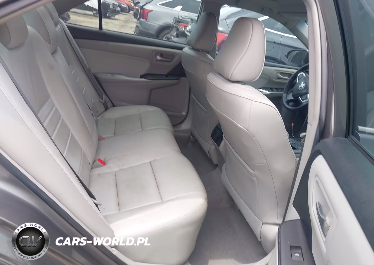 2016 Toyota Camry Hybrid Xle VIN:4T1BD1FK9GU180606 - 8