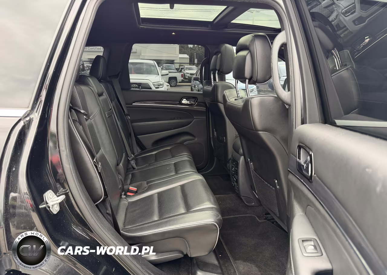2019 Jeep Grand Cherokee Overland VIN:1C4RJFCG6KC621065 - 7