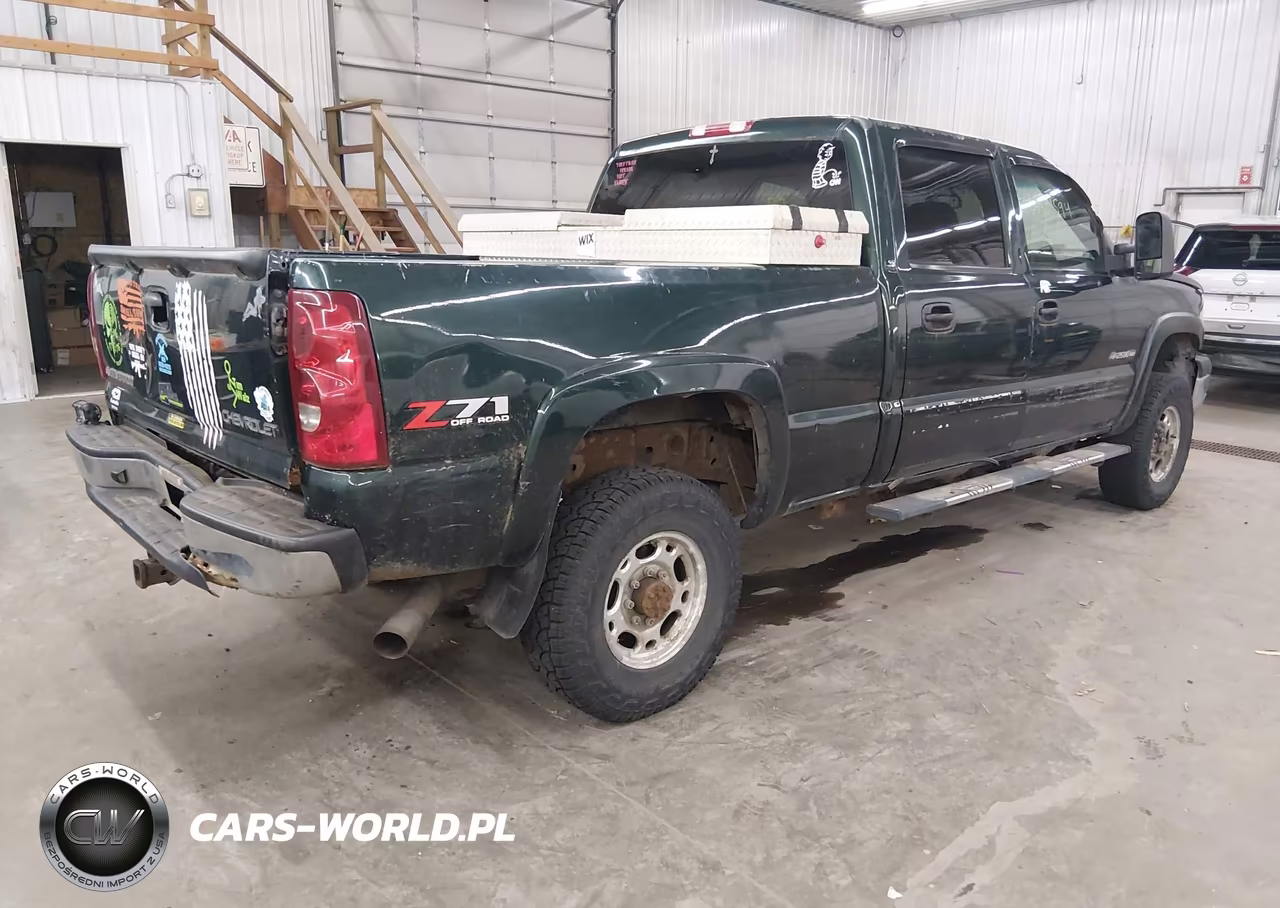 2003 Chevrolet Silverado 2500Hd Ls VIN:1GCHK23U83F190977 - 4