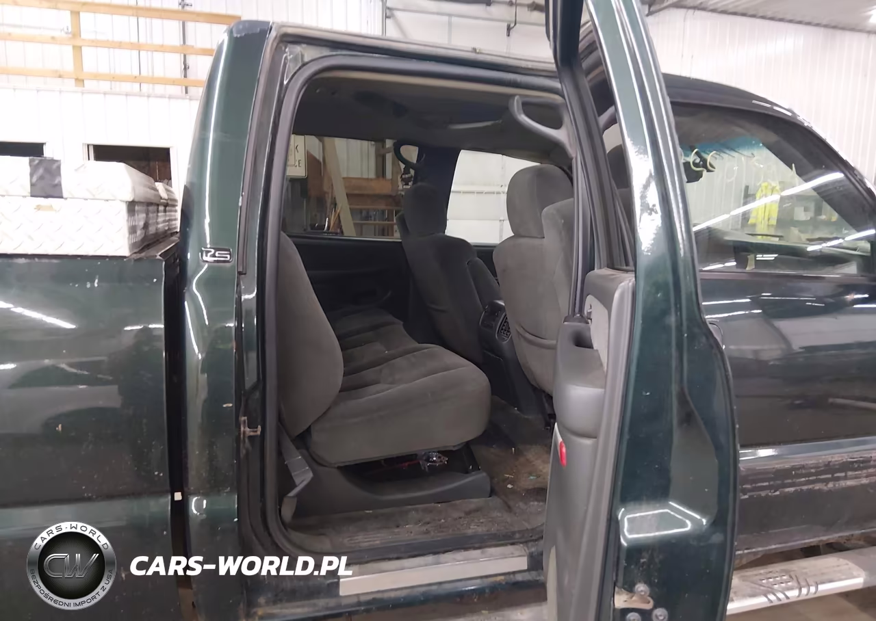 2003 Chevrolet Silverado 2500Hd Ls VIN:1GCHK23U83F190977 - 8