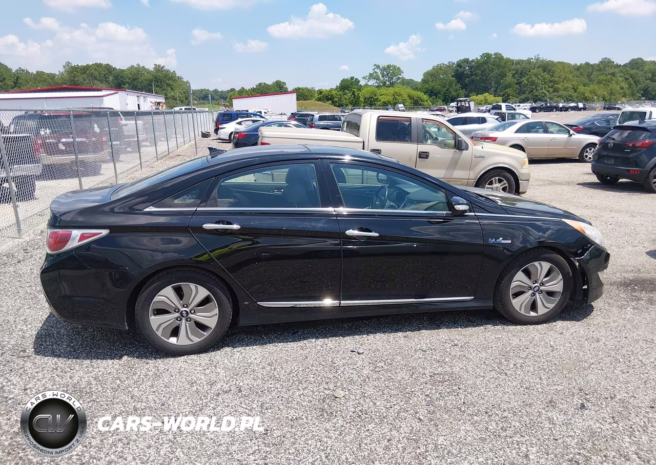 2014 Hyundai Sonata Hybrid Limited VIN:KMHEC4A42EA105075 - 14