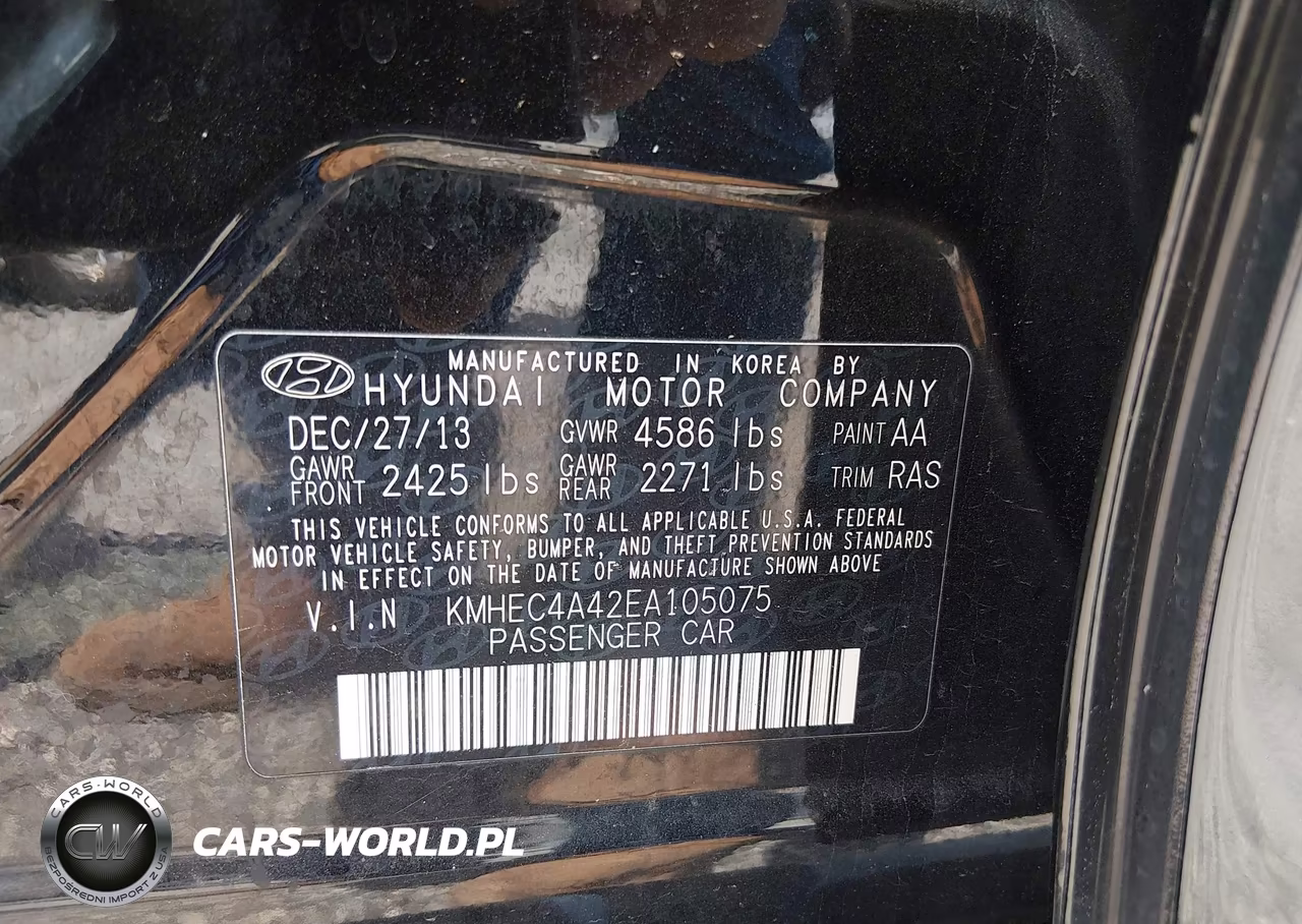 2014 Hyundai Sonata Hybrid Limited VIN:KMHEC4A42EA105075 - 9