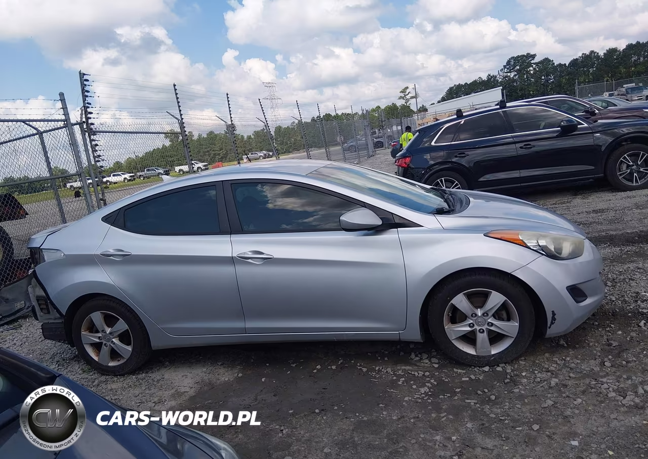 2013 Hyundai Elantra Gls VIN:5NPDH4AE3DH414703 - 14