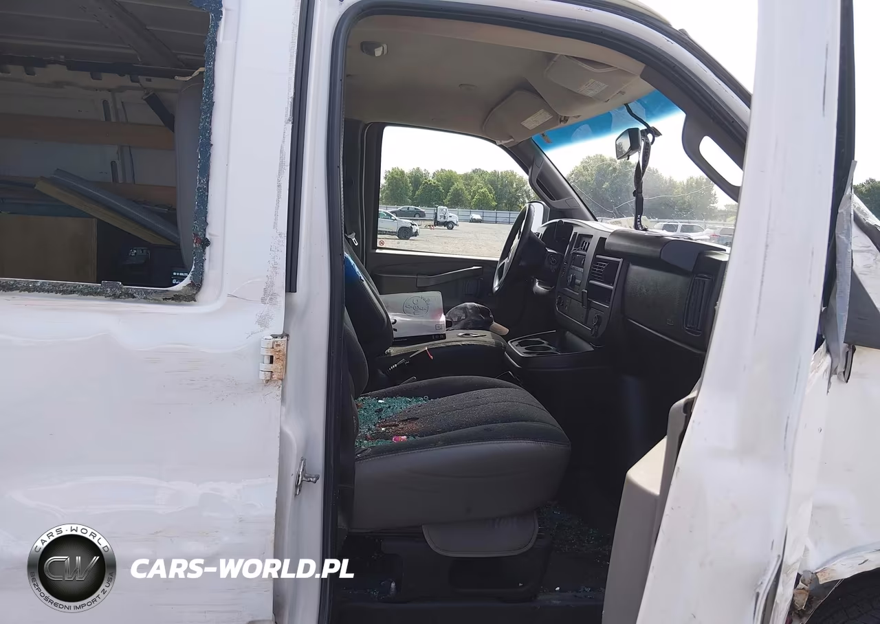 2020 GMC Savana Cargo Rwd 2500 Regular Wheelbase Work Van VIN:1GTW7AFGXL1174219 - 5