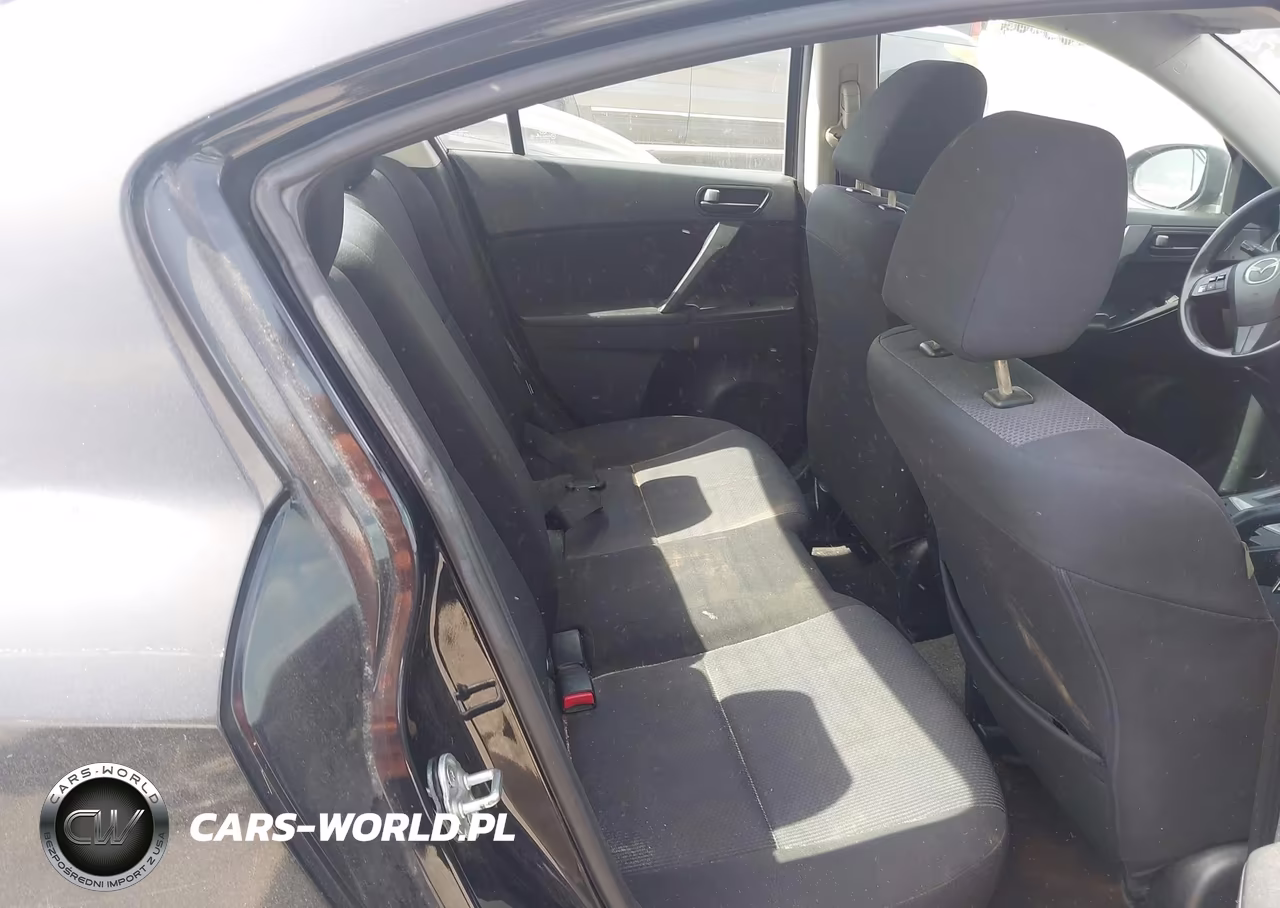 2011 Mazda Mazda3 I Sport VIN:JM1BL1UF4B1490038 - 8