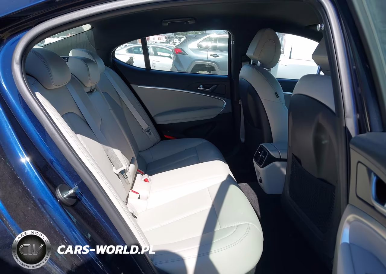 2023 Genesis G70 2.0T Rwd VIN:KMTG34TA4PU124875 - 8