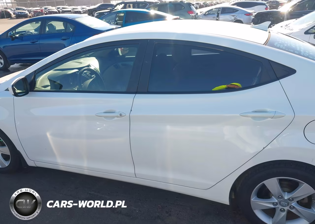 2013 Hyundai Elantra Gls VIN:5NPDH4AE1DH425134 - 14