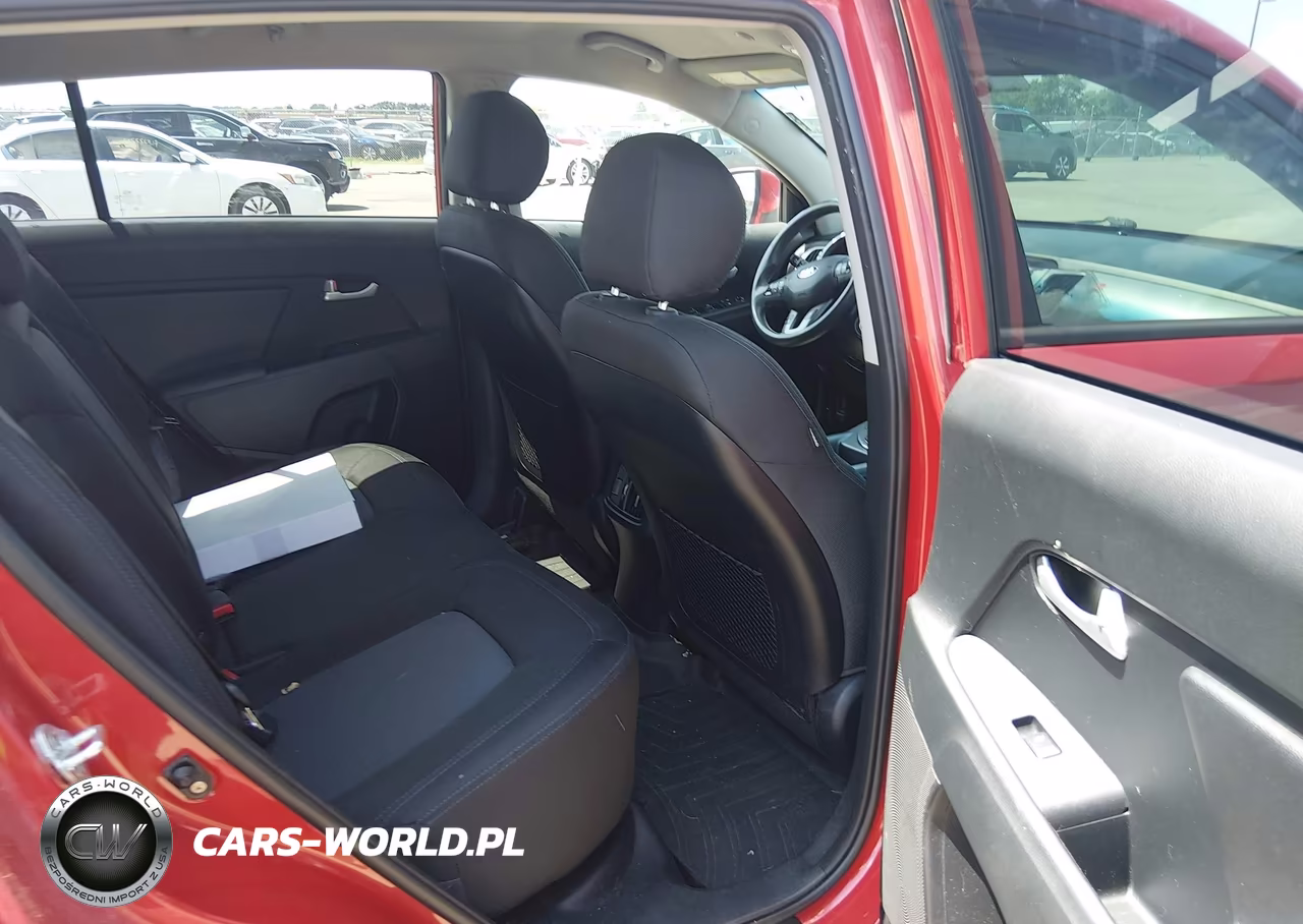 2015 Kia Sportage Lx VIN:KNDPBCAC4F7738273 - 8