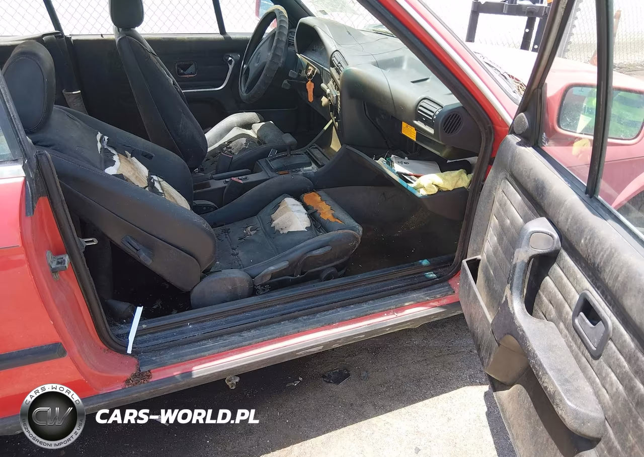 1991 BMW 325 Ic Automatic VIN:WBABB2318MEC24886 - 5