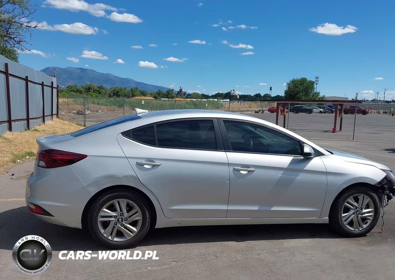2019 Hyundai Elantra Sel VIN:5NPD84LF1KH447122 - 14