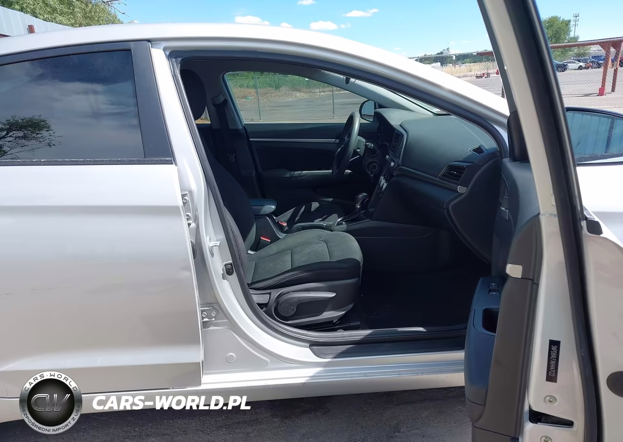 2019 Hyundai Elantra Sel VIN:5NPD84LF1KH447122 - 5