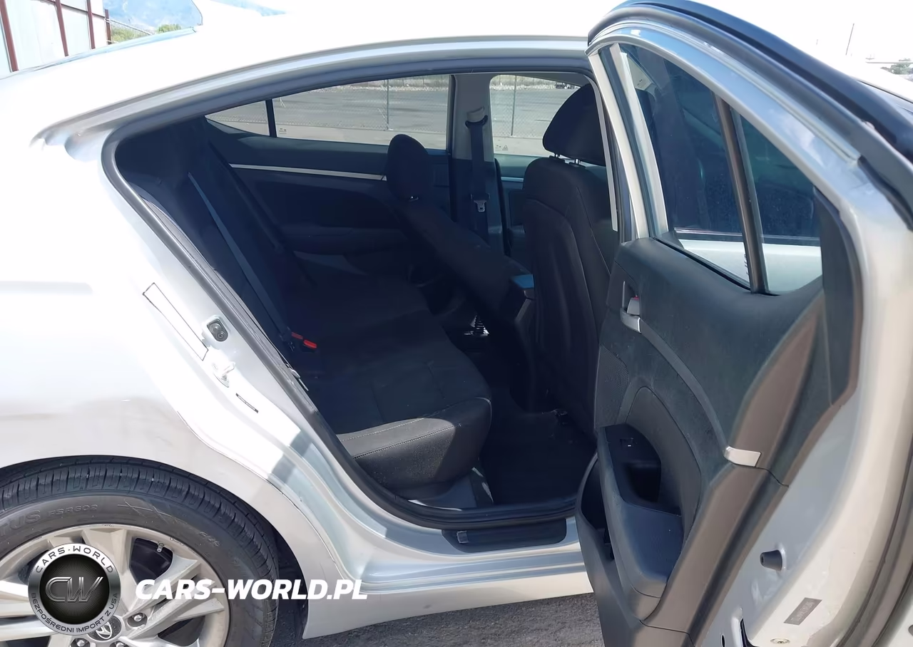 2019 Hyundai Elantra Sel VIN:5NPD84LF1KH447122 - 8