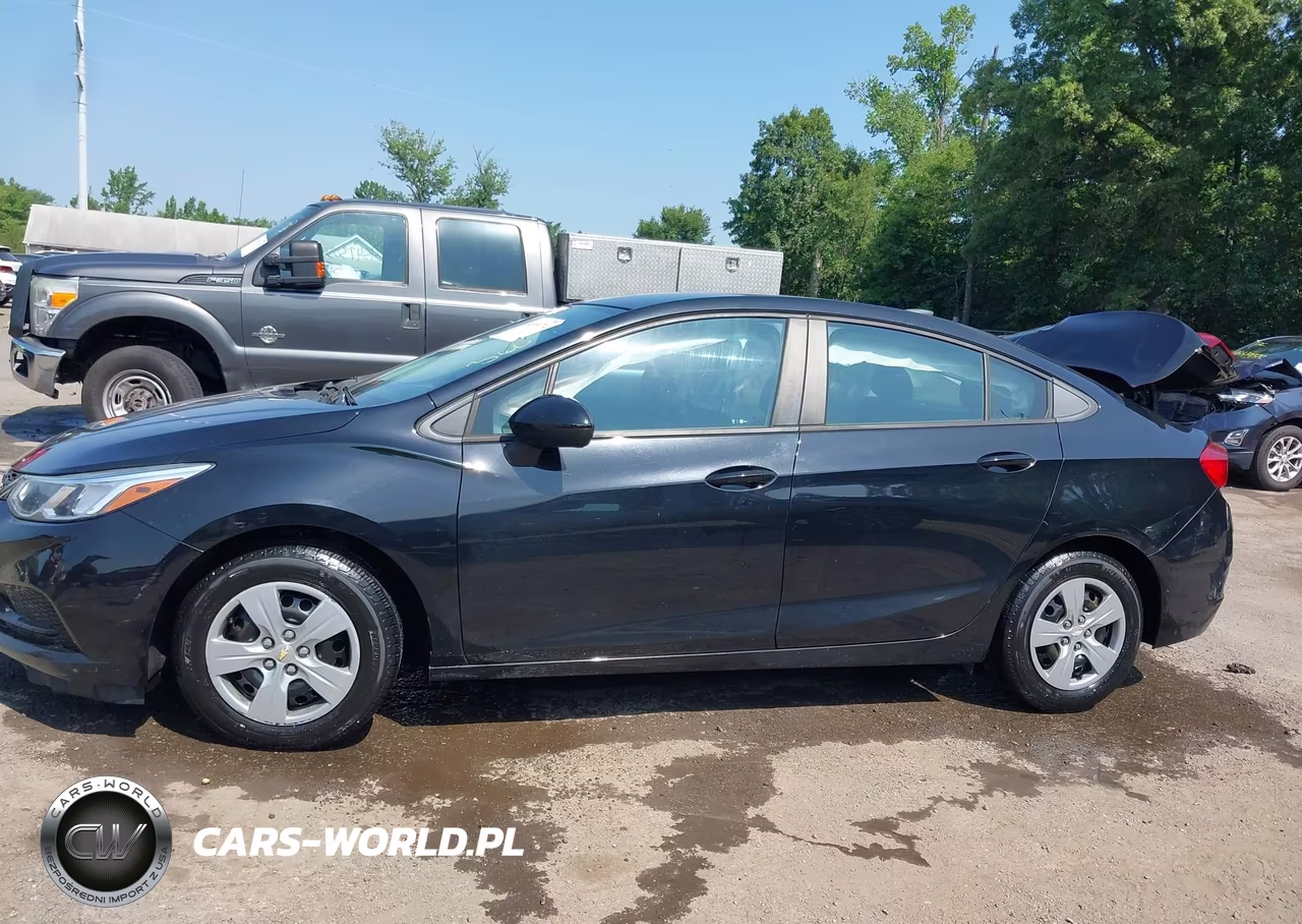 2018 Chevrolet Cruze Ls Auto VIN:1G1BC5SM3J7139148 - 14