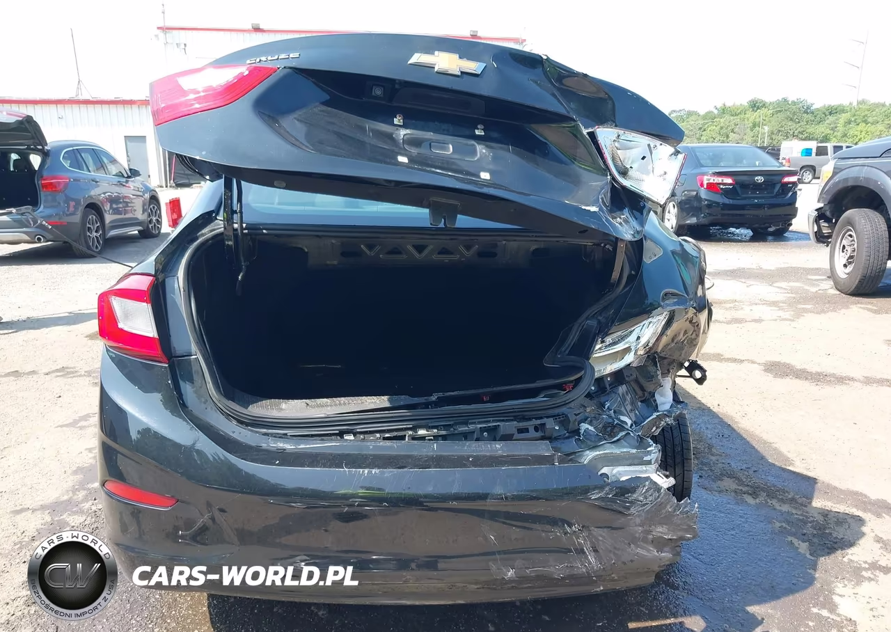 2018 Chevrolet Cruze Ls Auto VIN:1G1BC5SM3J7139148 - 16