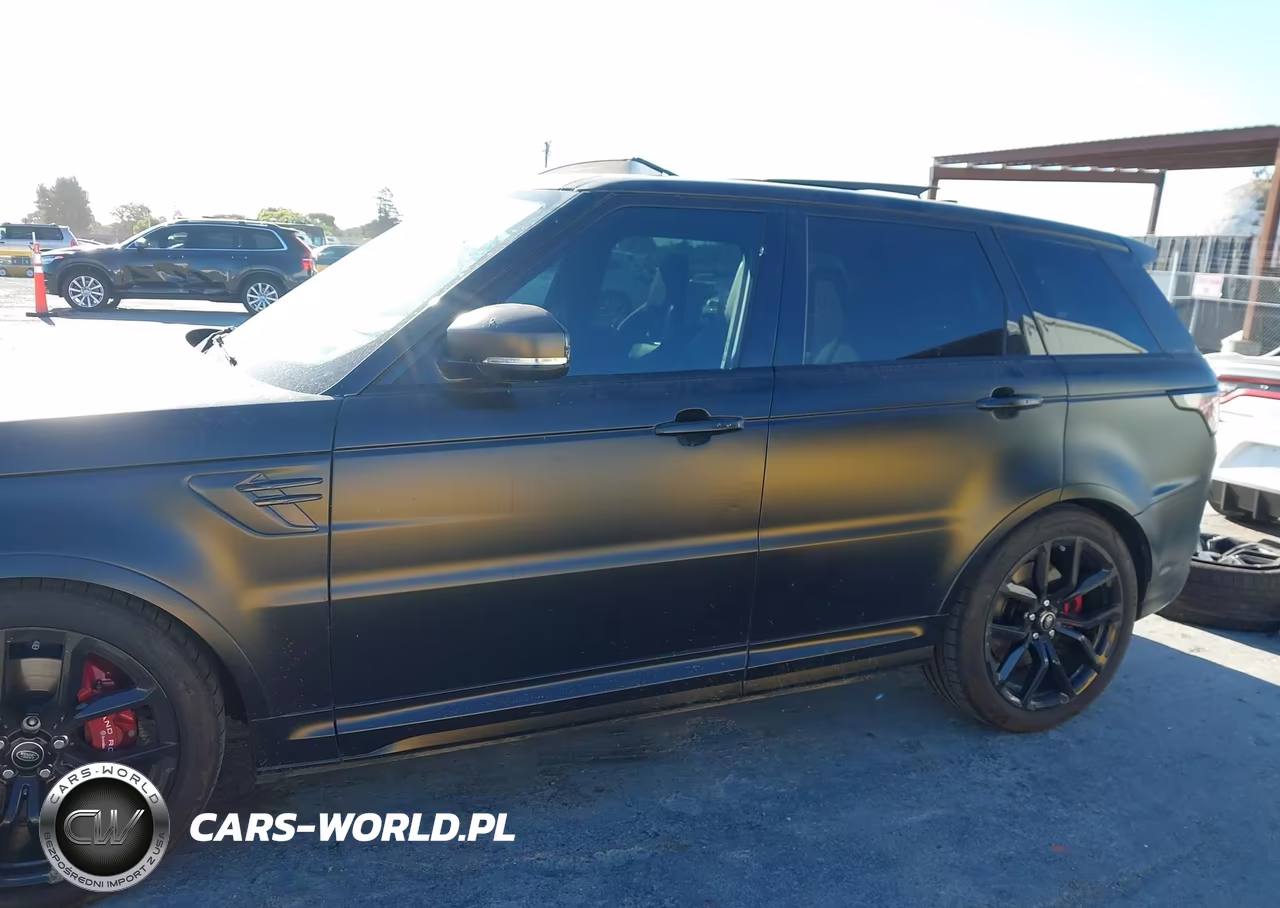 2022 Land Rover Range Rover Sport Svr-Svr Carbon Edition VIN:SALWZ2RE4NA235926 - 15