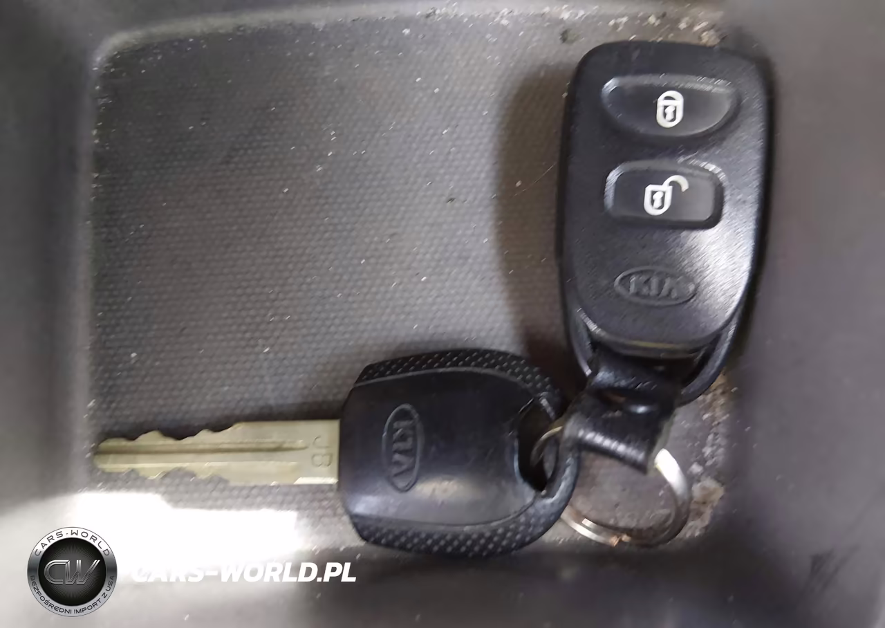 2009 Kia Rio Lx VIN:KNADE223X96500406 - 11