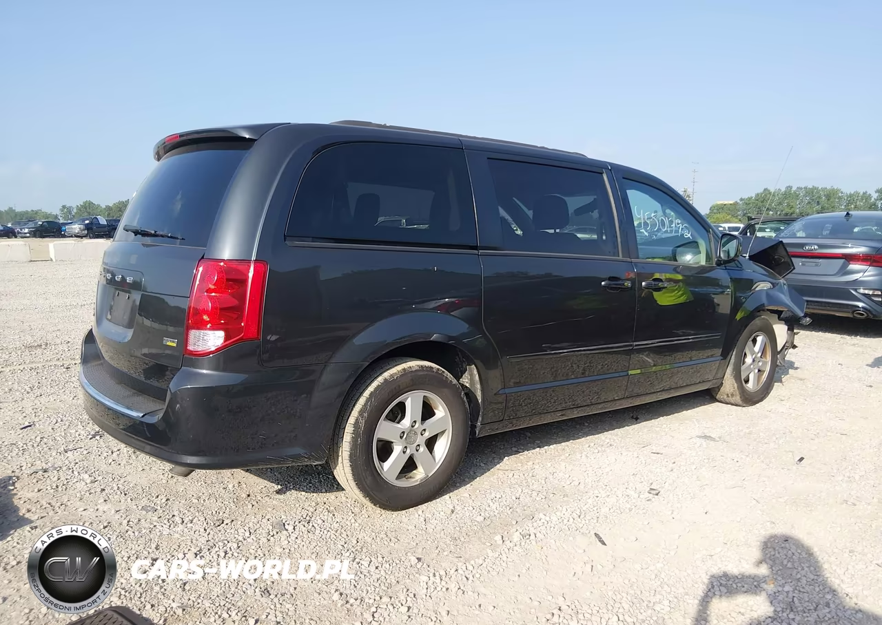 2012 Dodge Grand Caravan Sxt VIN:2C4RDGCG7CR319404 - 4