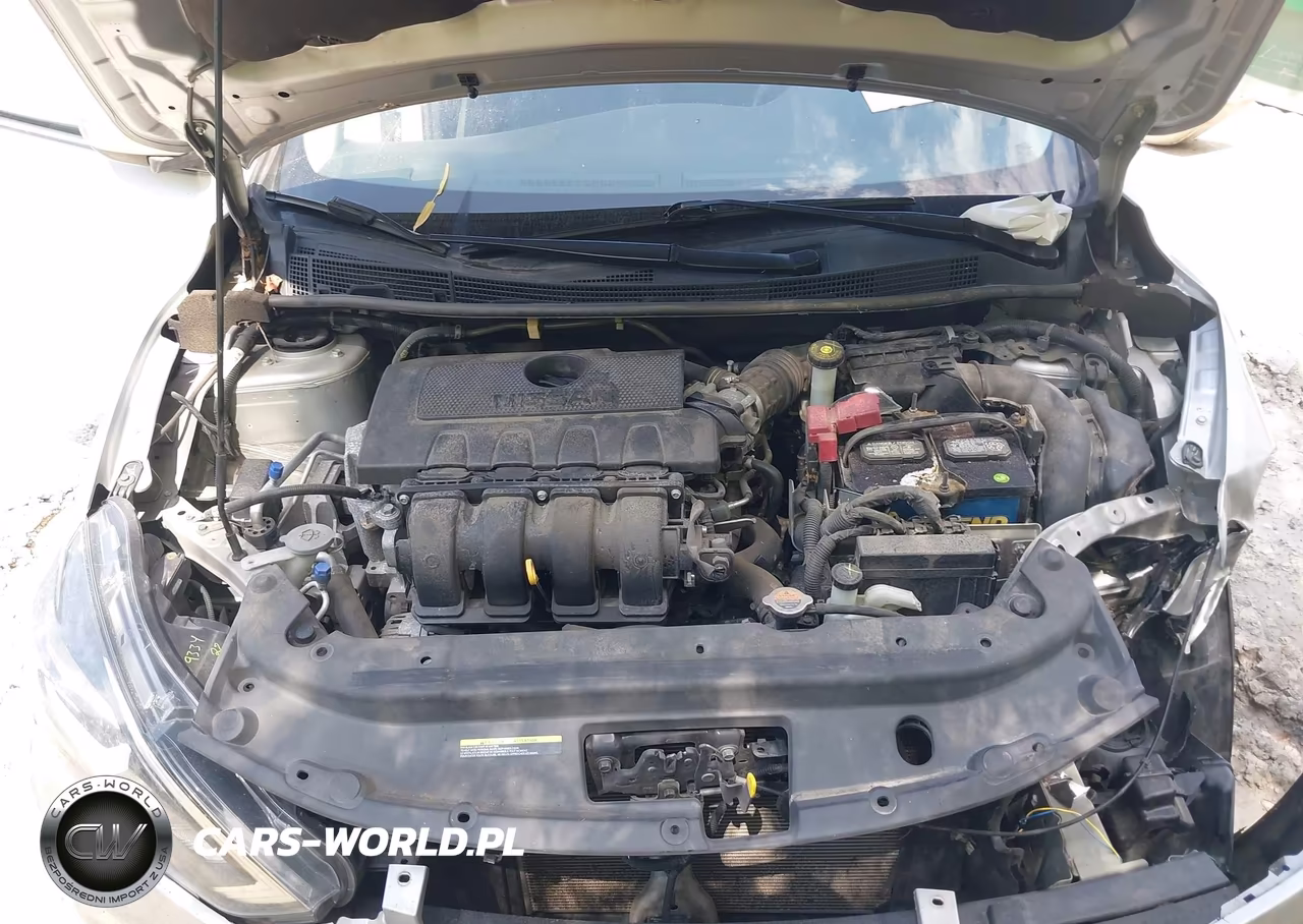 2018 Nissan Sentra S VIN:3N1AB7AP2JY319414 - 10