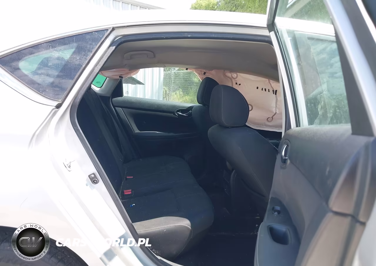 2018 Nissan Sentra S VIN:3N1AB7AP2JY319414 - 8