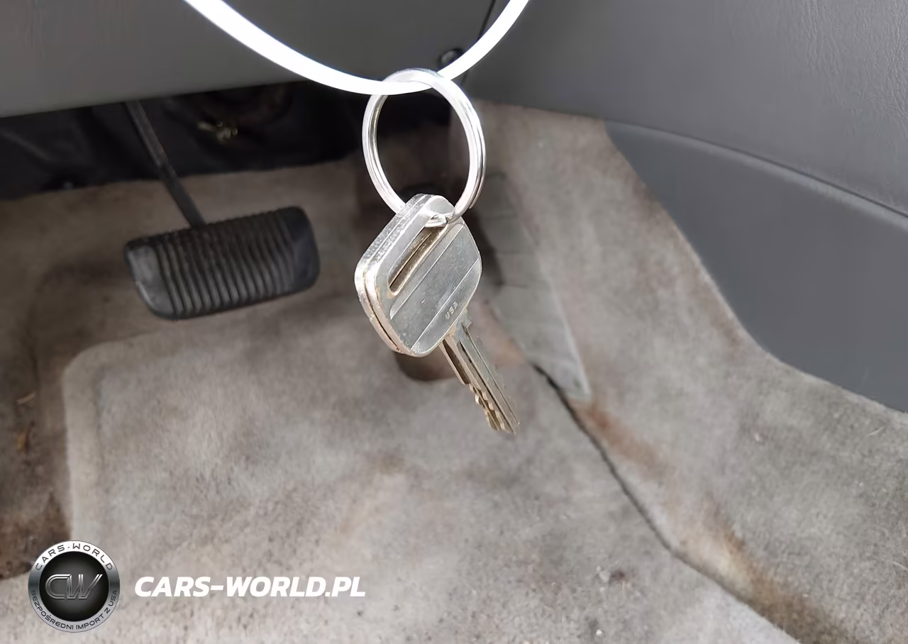 1998 Toyota Camry Le VIN:4T1BG22K5WU380190 - 11