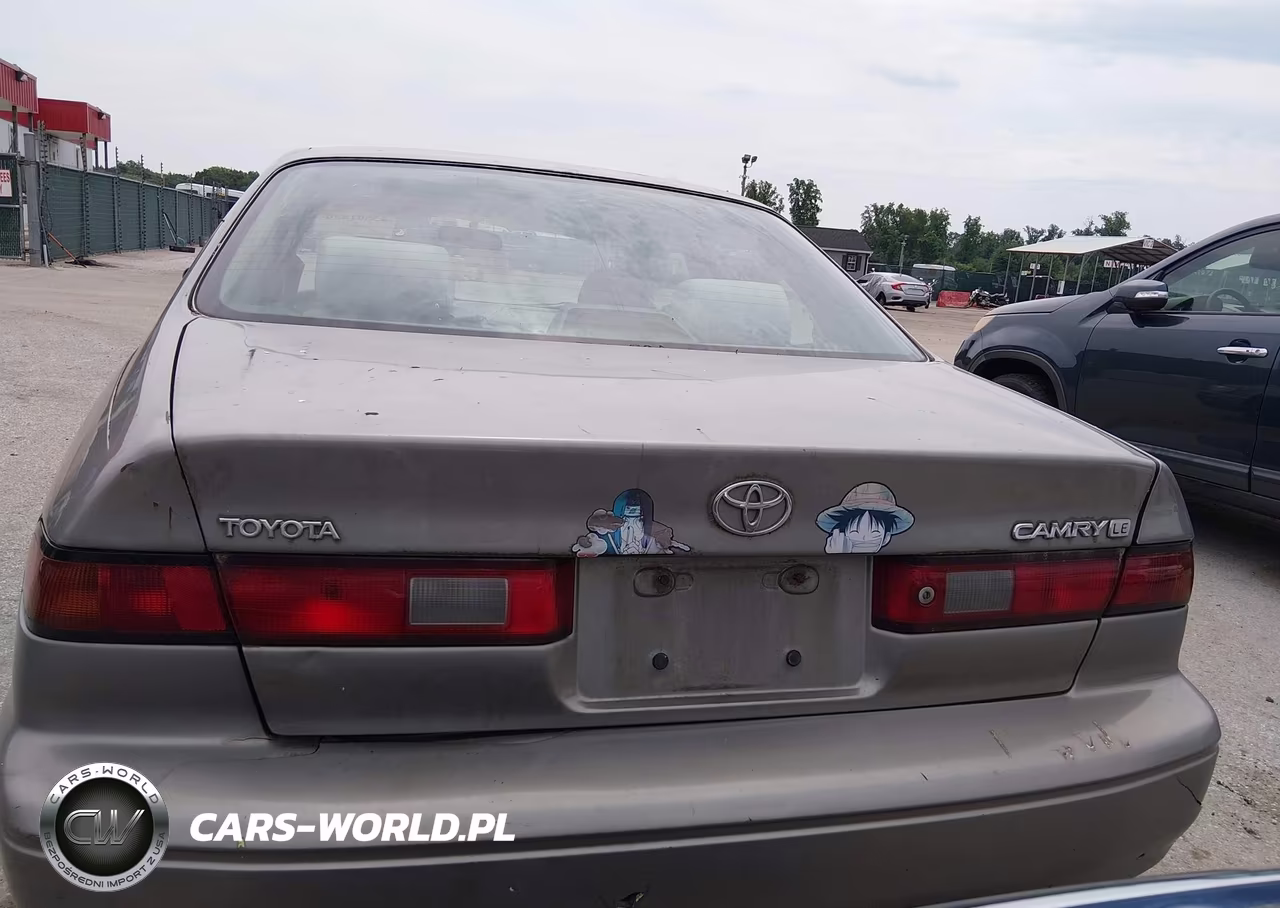1998 Toyota Camry Le VIN:4T1BG22K5WU380190 - 6