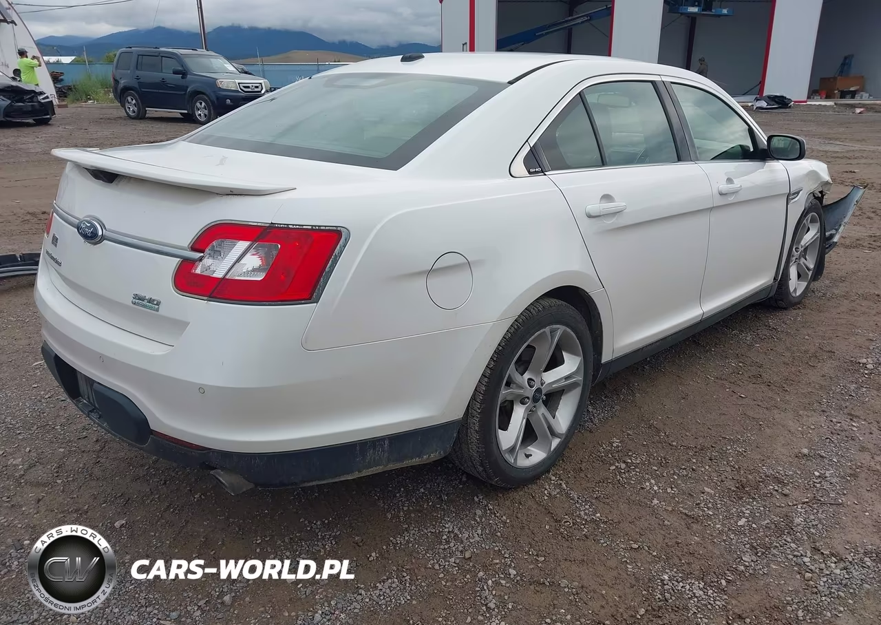 2011 Ford Taurus Sho VIN:1FAHP2KT6BG177640 - 4