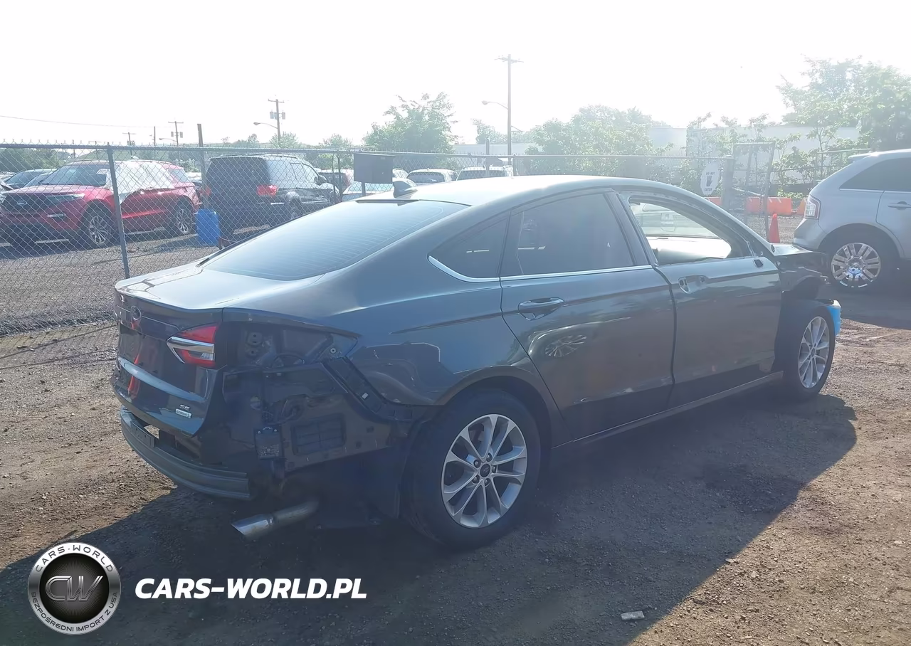 2020 Ford Fusion Se VIN:3FA6P0HD4LR217249 - 4