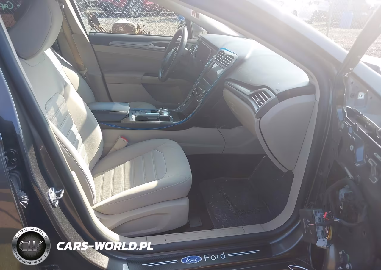 2020 Ford Fusion Se VIN:3FA6P0HD4LR217249 - 5