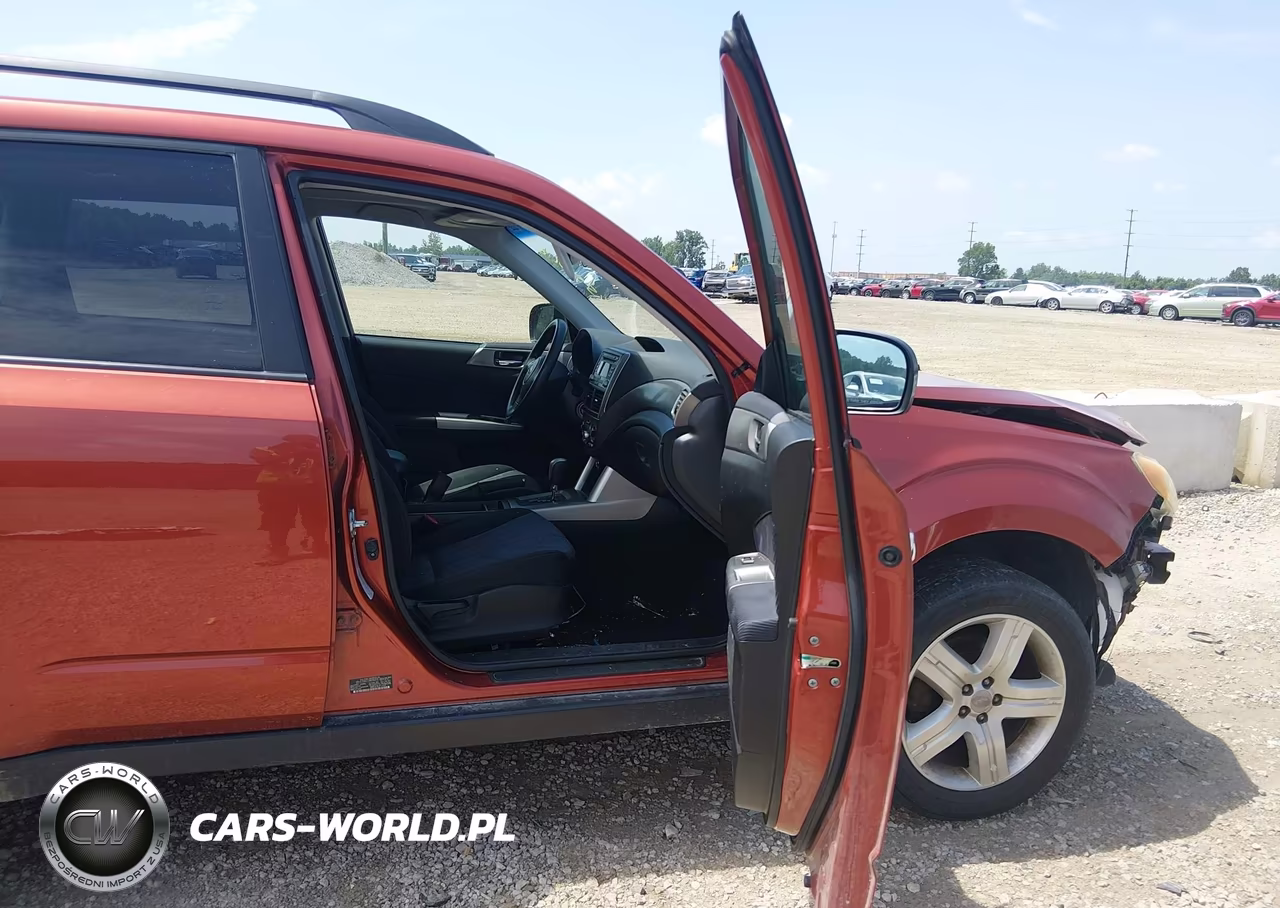 2010 Subaru Forester 2.5X Premium VIN:JF2SH6CC1AH760131 - 5