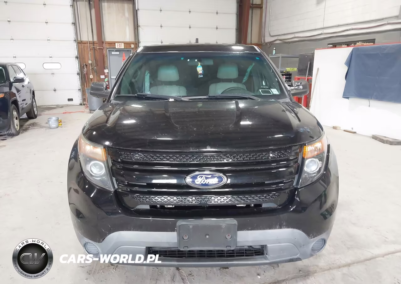 2015 Ford Utility Police Interceptor VIN:1FM5K8AR2FGA89190 - 12