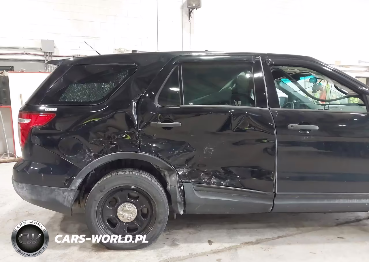 2015 Ford Utility Police Interceptor VIN:1FM5K8AR2FGA89190 - 6