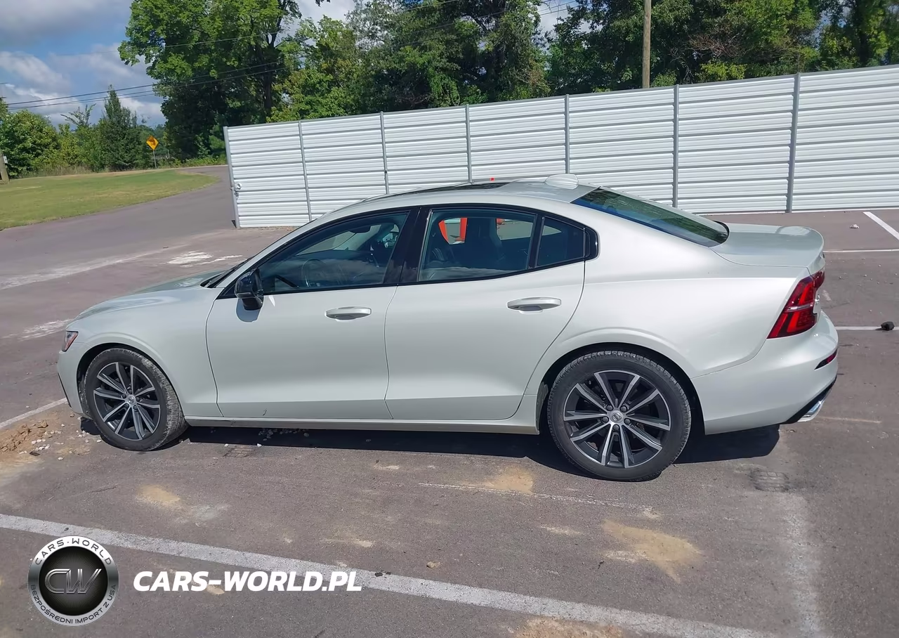 2021 Volvo S60 T5 Momentum VIN:7JR102FZ9MG108721 - 14