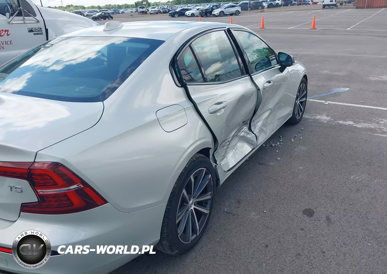 2021 Volvo S60 T5 Momentum VIN:7JR102FZ9MG108721 - 6