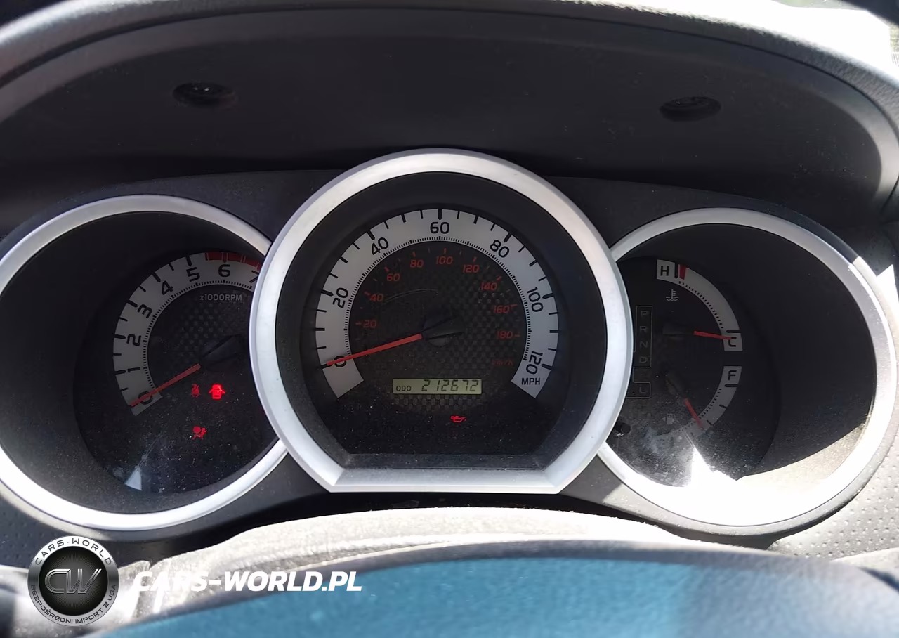2013 Toyota Tacoma Base V6 VIN:3TMLU4EN8DM126459 - 7
