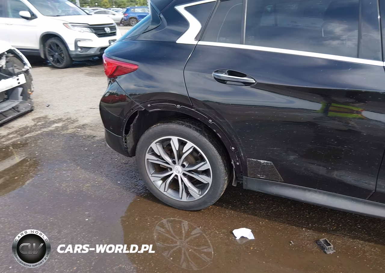 2017 Infiniti Qx30 Premium VIN:SJKCH5CR7HA020374 - 17