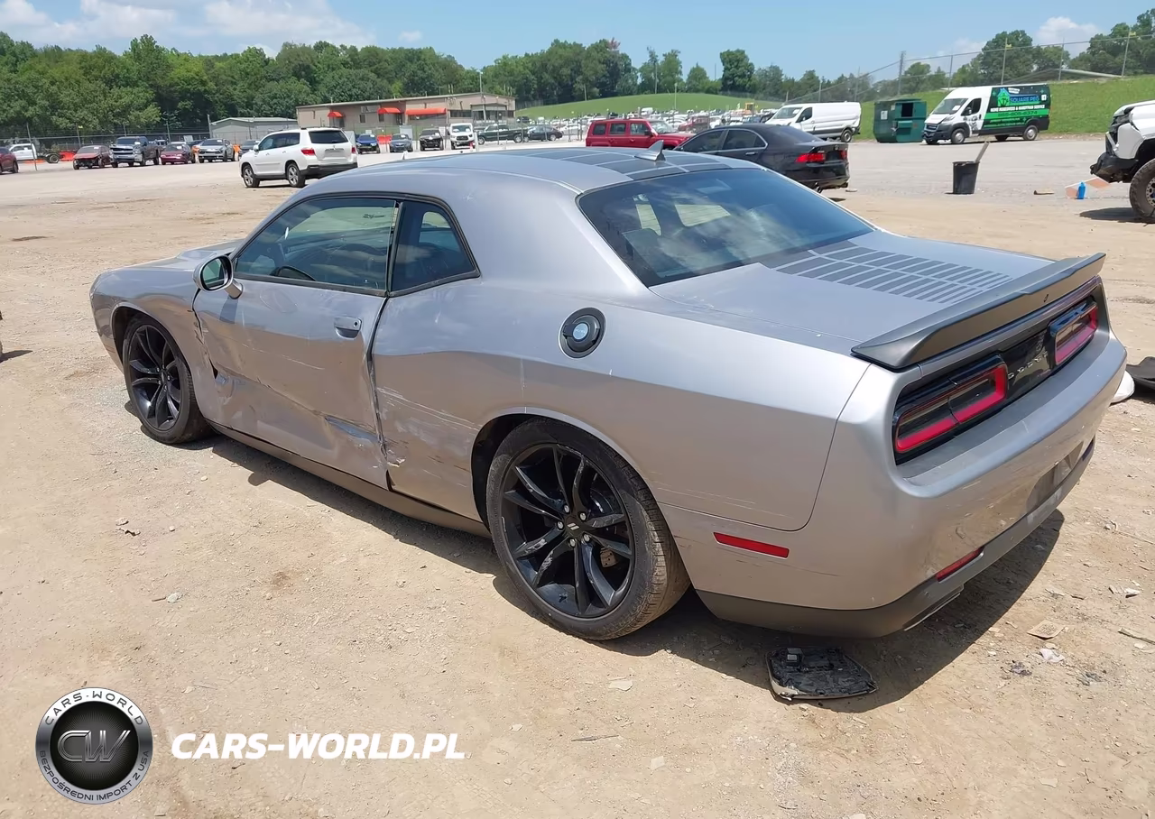 2017 Dodge Challenger Sxt Plus VIN:2C3CDZAG6HH601135 - 3