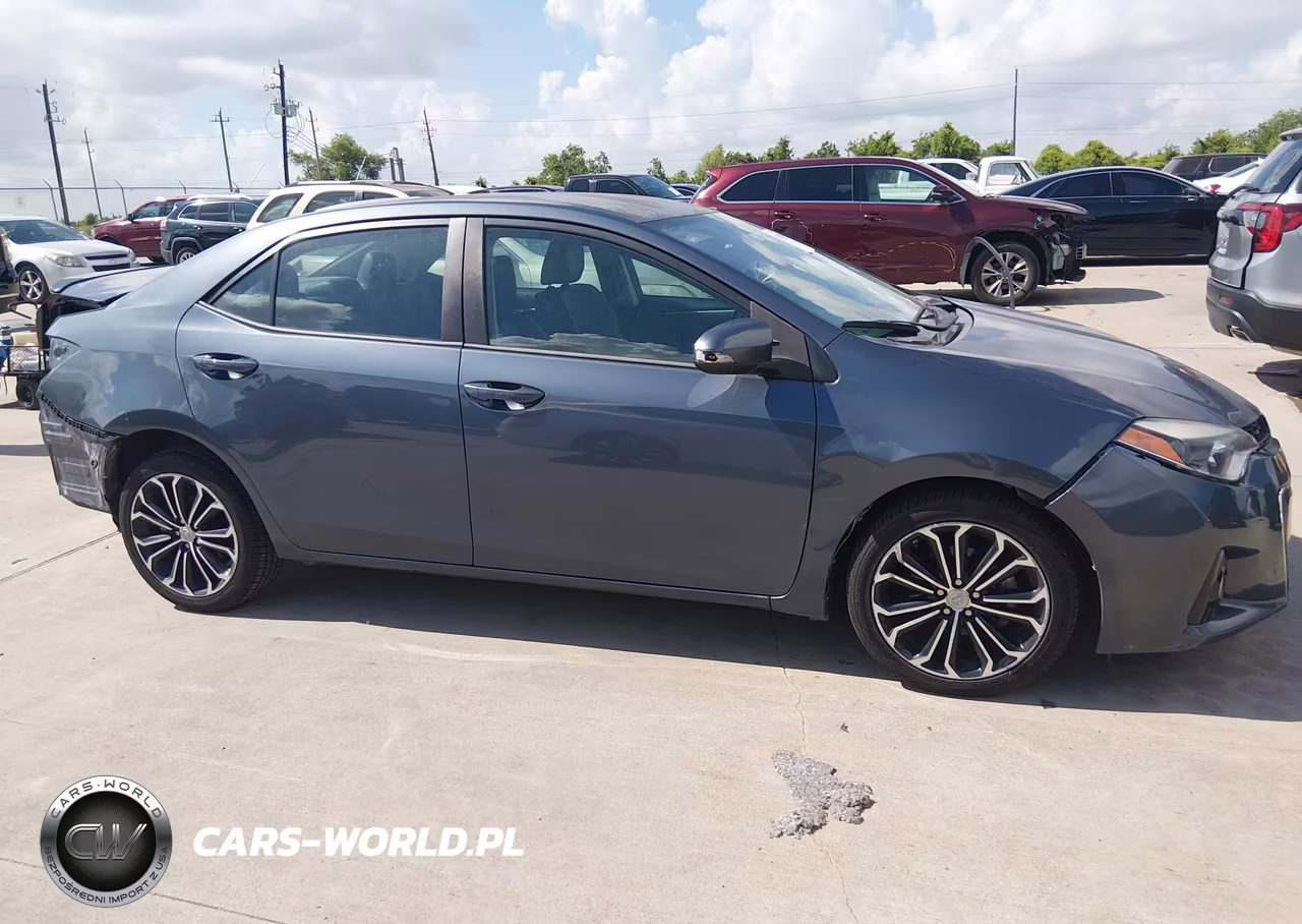 2015 Toyota Corolla S Plus VIN:5YFBURHEXFP350686 - 13