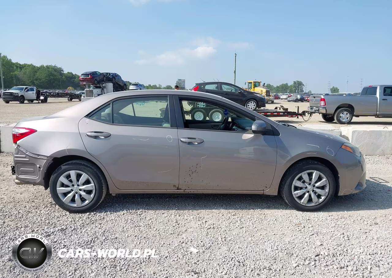 2015 Toyota Corolla Le VIN:2T1BURHE1FC281404 - 13