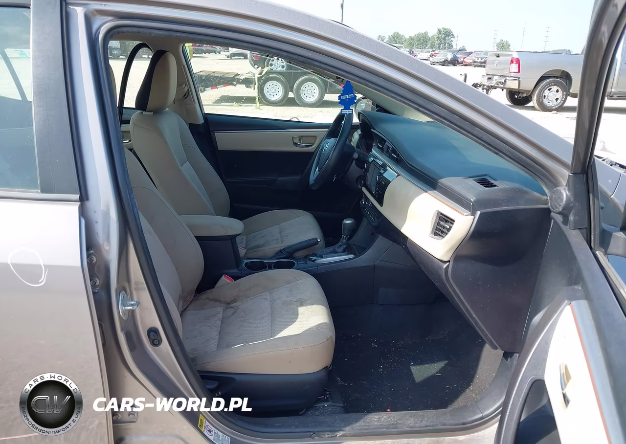 2015 Toyota Corolla Le VIN:2T1BURHE1FC281404 - 5