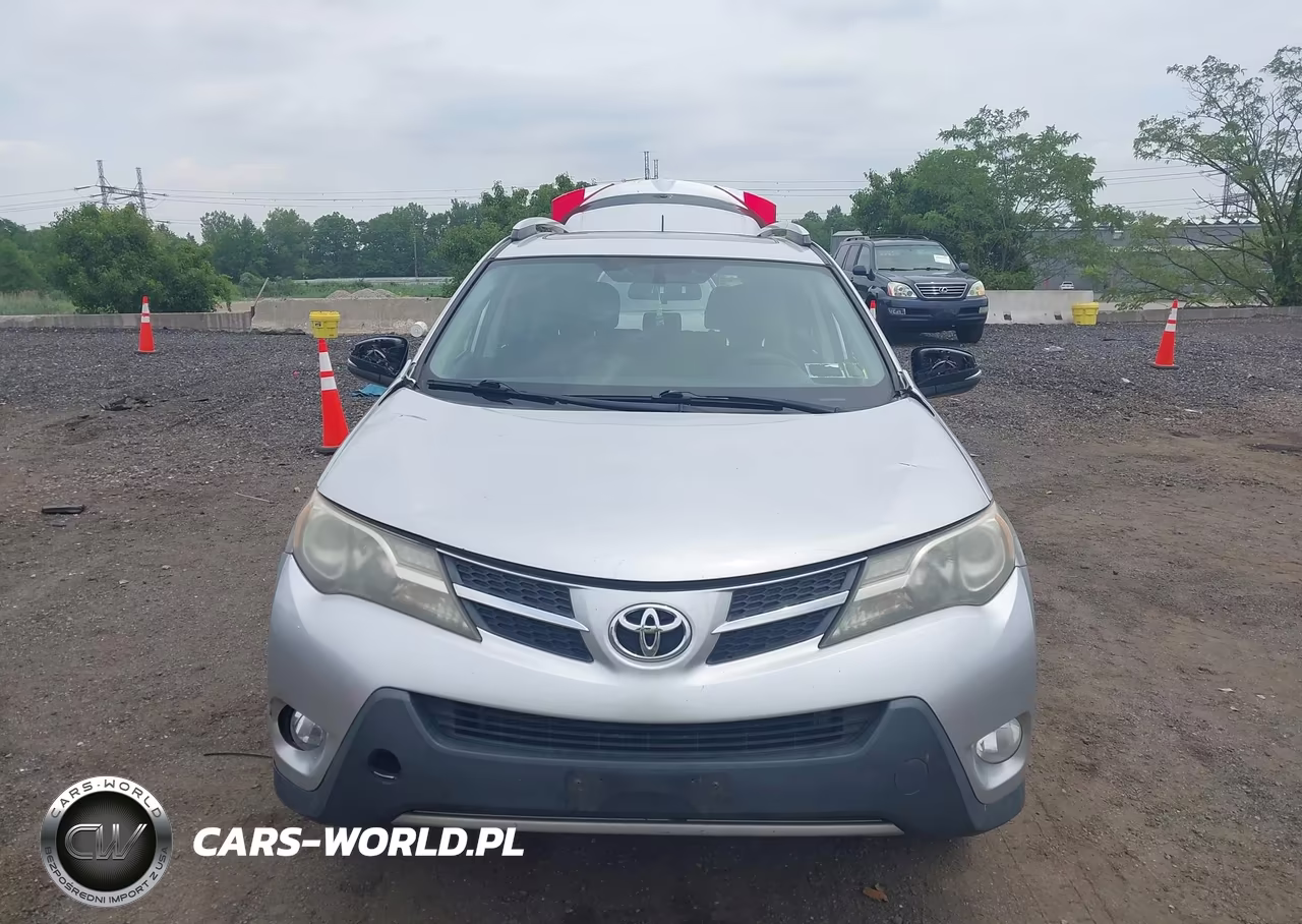 2015 Toyota Rav4 Xle VIN:2T3RFREV4FW346118 - 12