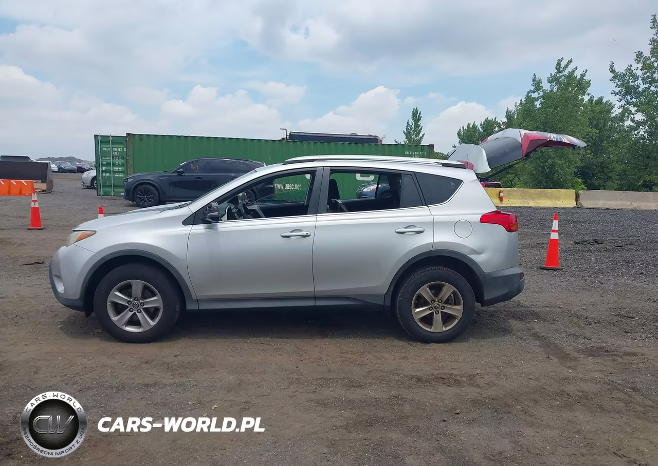 2015 Toyota Rav4 Xle VIN:2T3RFREV4FW346118 - 14