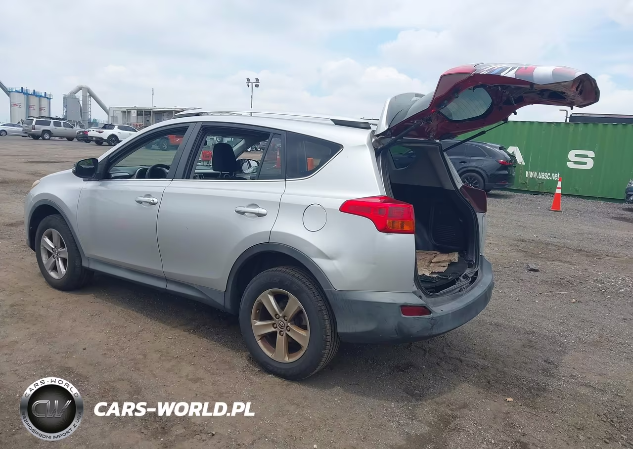 2015 Toyota Rav4 Xle VIN:2T3RFREV4FW346118 - 3
