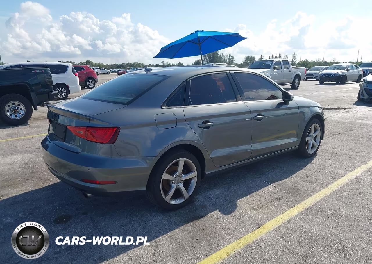 2016 Audi A3 2.0T Premium VIN:WAUB8GFF7G1118229 - 4