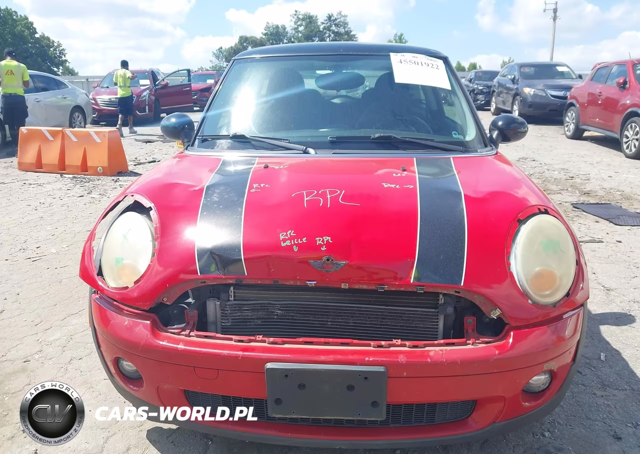 2009 Mini Cooper VIN:WMWMF33519TW72876 - 12