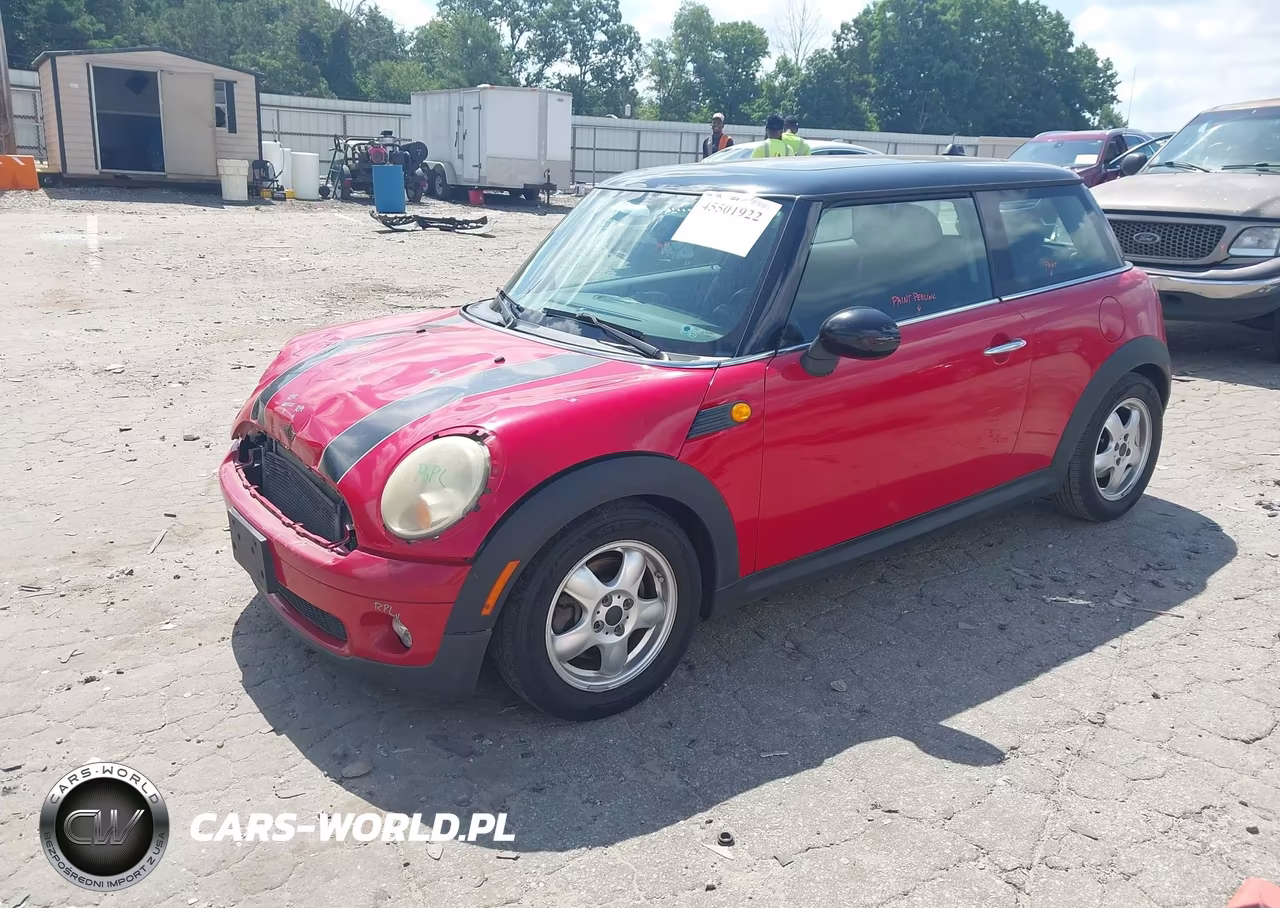 2009 Mini Cooper VIN:WMWMF33519TW72876 - 2