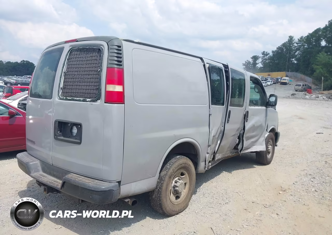 2007 Chevrolet Express Work Van VIN:1GCGG25V771163730 - 4