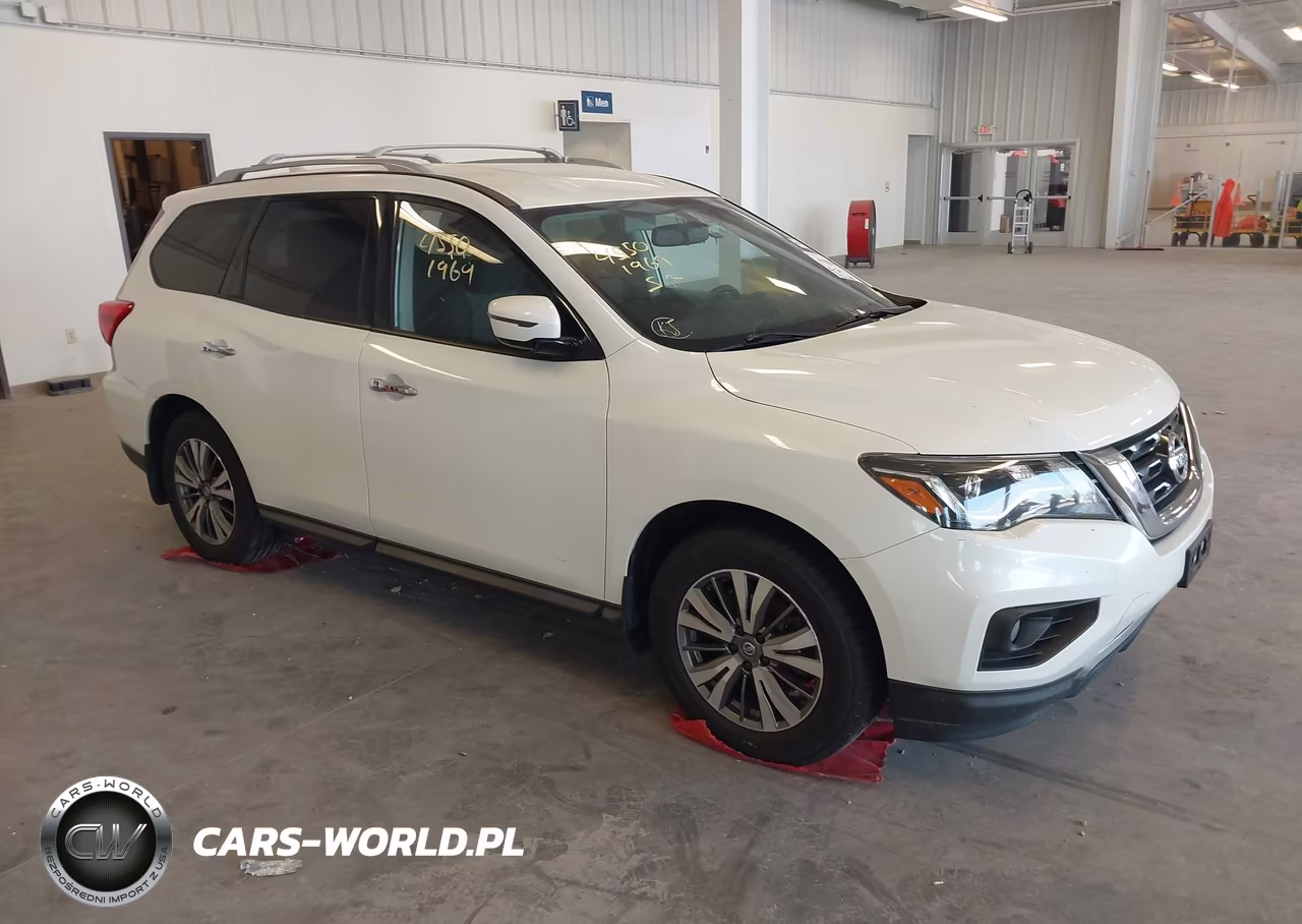 2019 Nissan Pathfinder Sv