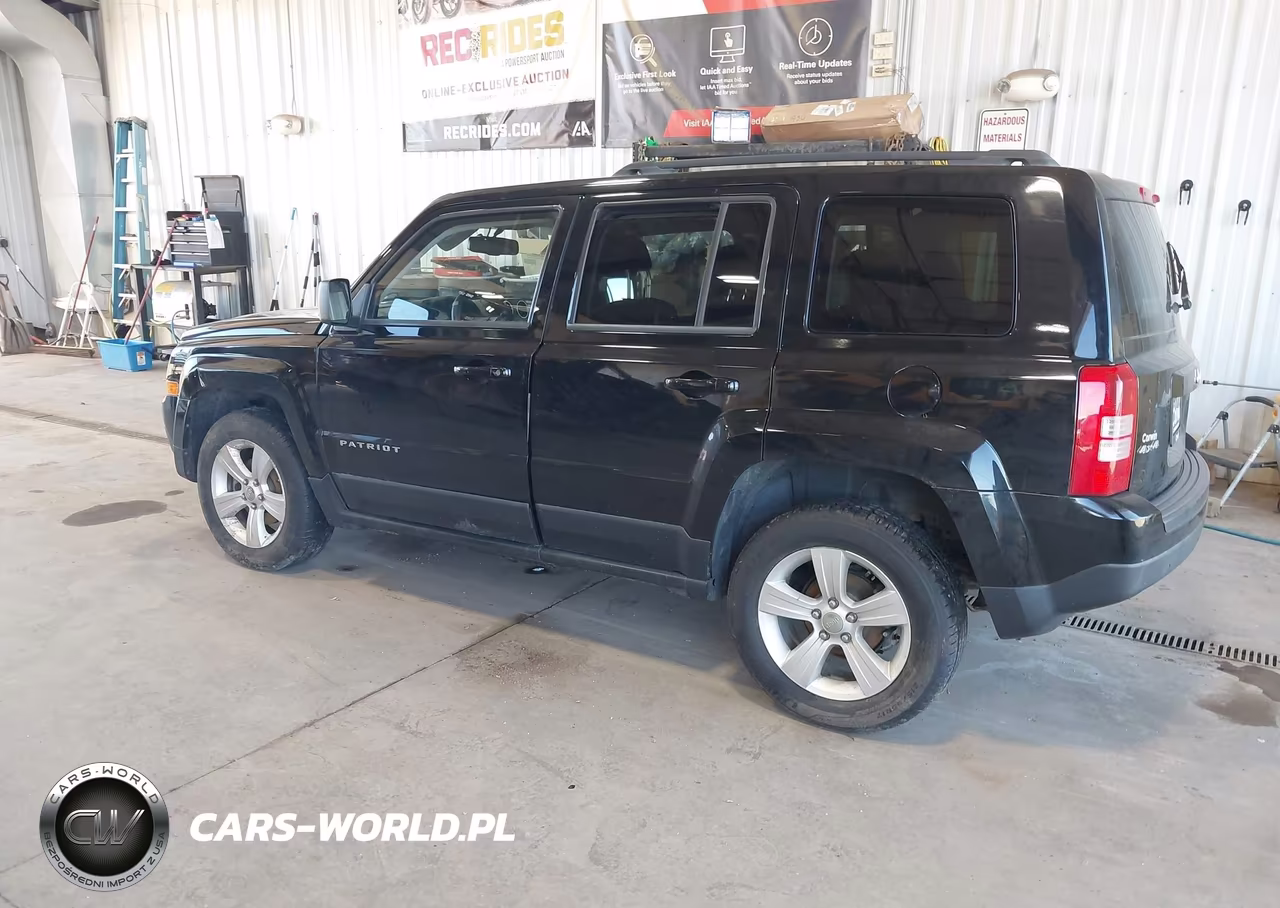 2012 Jeep Patriot Sport VIN:1C4NJRBB6CD623965 - 3