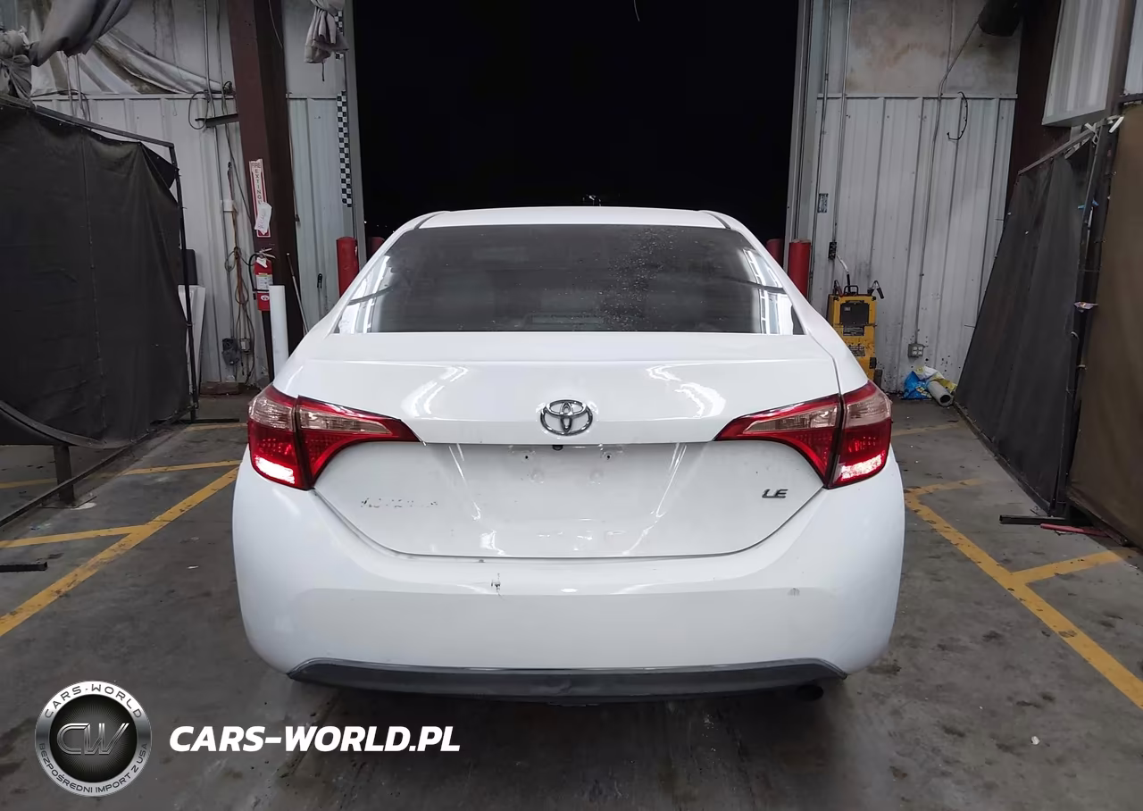 2019 Toyota Corolla Le VIN:2T1BURHE9KC180069 - 17